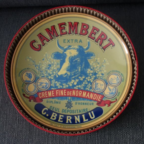 Set of Four(4) BIA Cordon Bleu Camembert 8" Ceramic Plates with Original Box - Picture 2 of 15